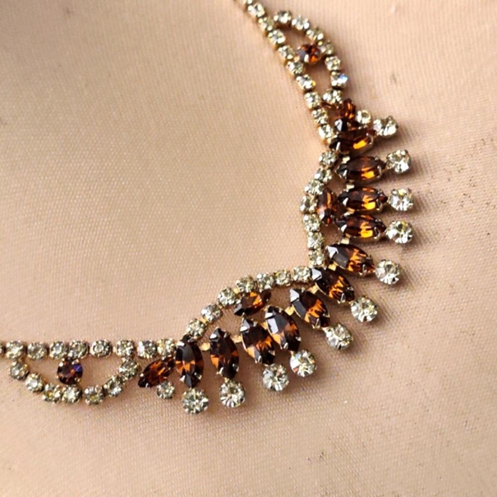 Vintage 60s Sherman Style Sparkly Crystals Chocker necklace